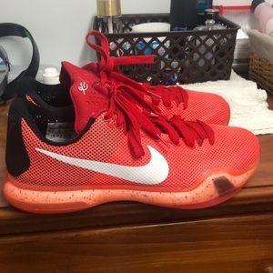 kobe 10 “majors”
